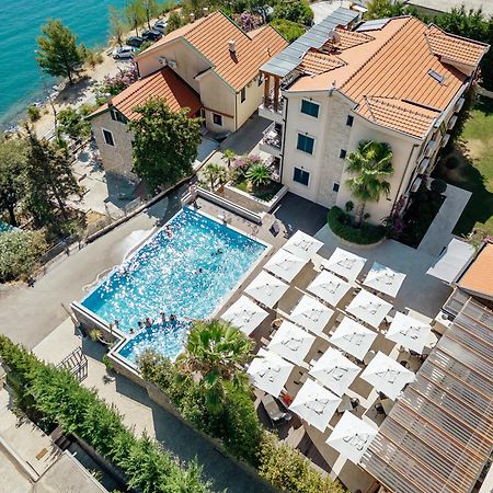 Bellezza Resort & Spa Котор Екстериор снимка