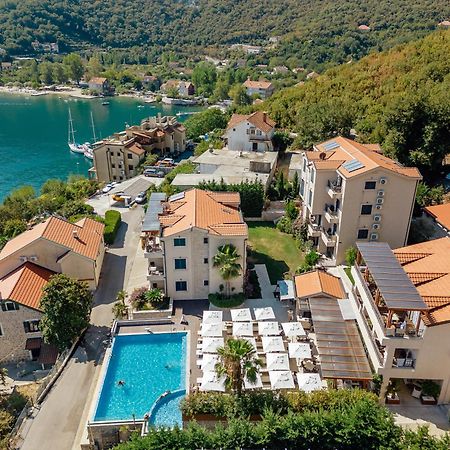 Bellezza Resort & Spa Котор Екстериор снимка