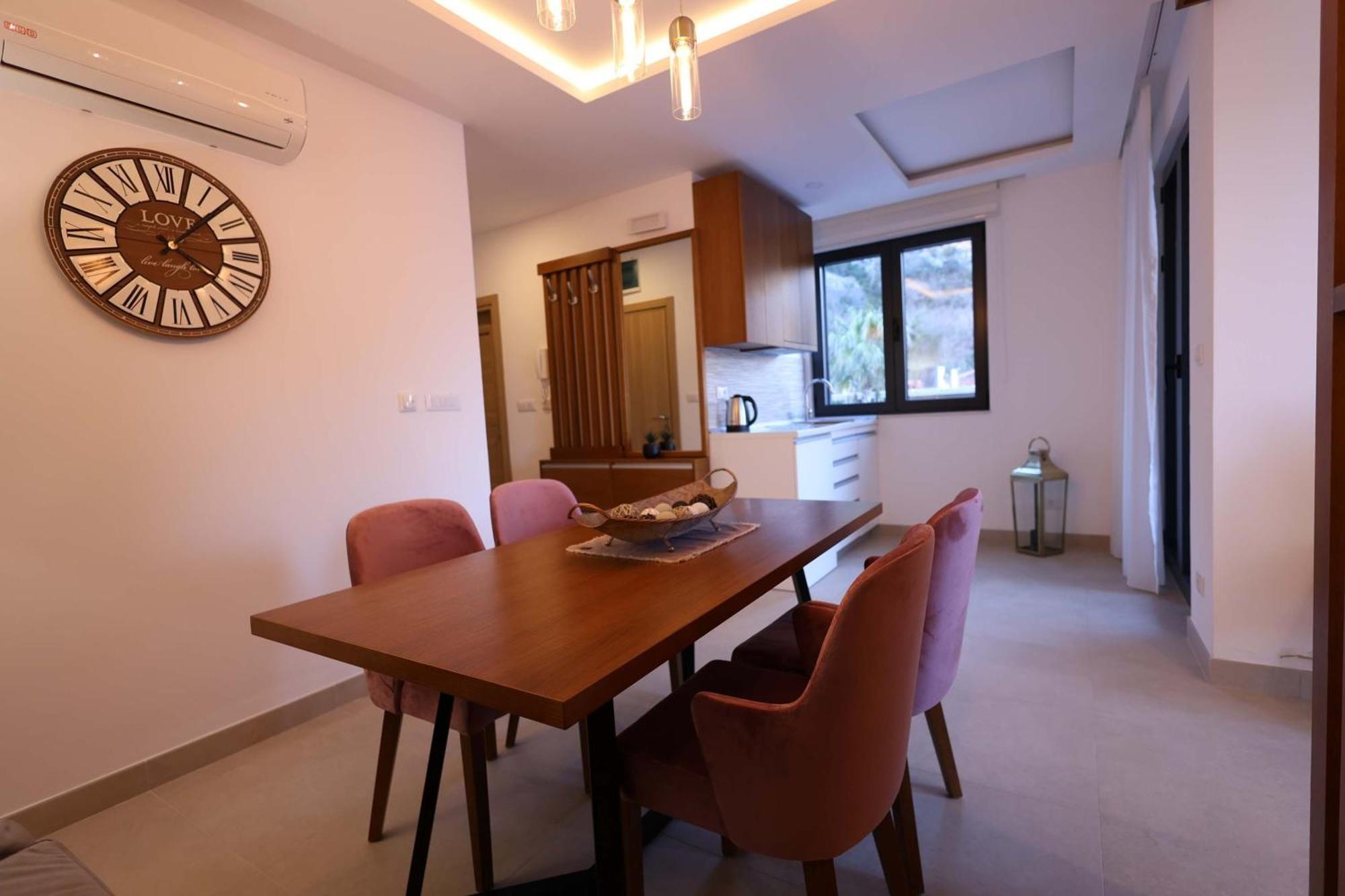 Bellezza Resort & Spa Котор Стая снимка