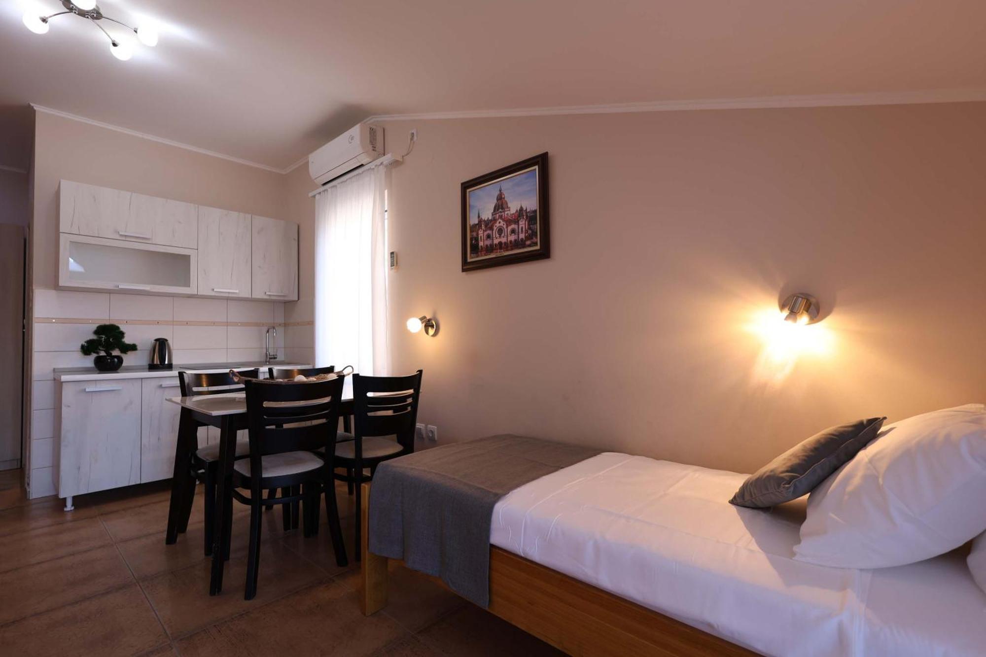 Bellezza Resort & Spa Котор Стая снимка