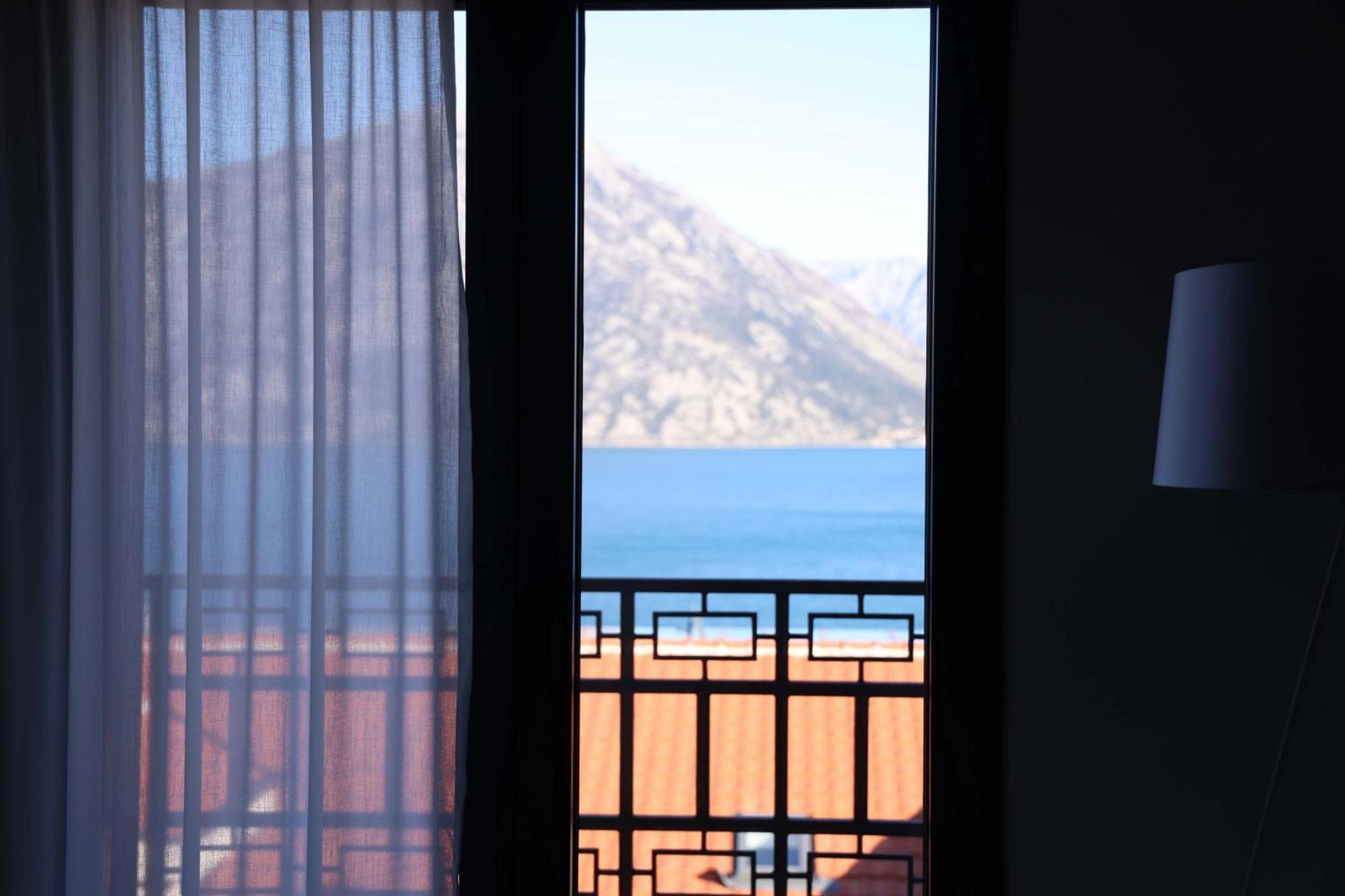 Bellezza Resort & Spa Котор Стая снимка