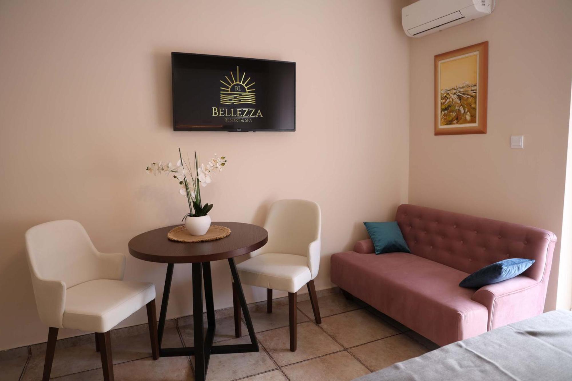 Bellezza Resort & Spa Котор Стая снимка