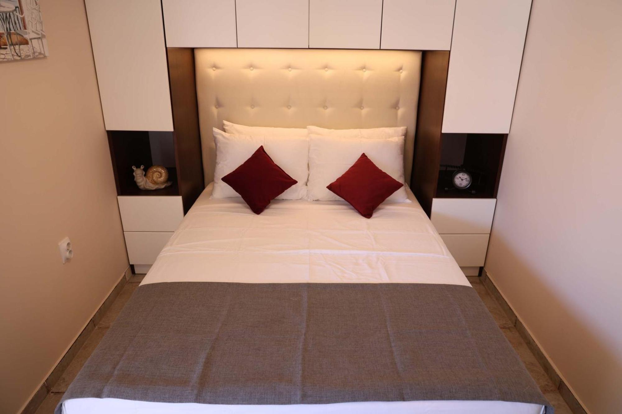 Bellezza Resort & Spa Котор Стая снимка