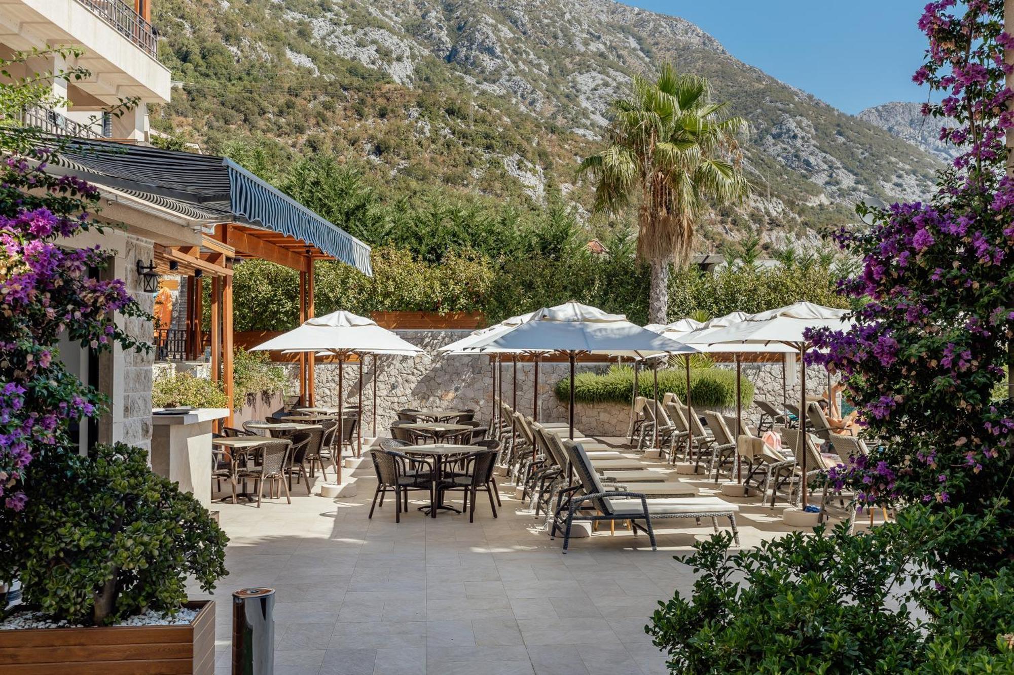 Bellezza Resort & Spa Котор Екстериор снимка